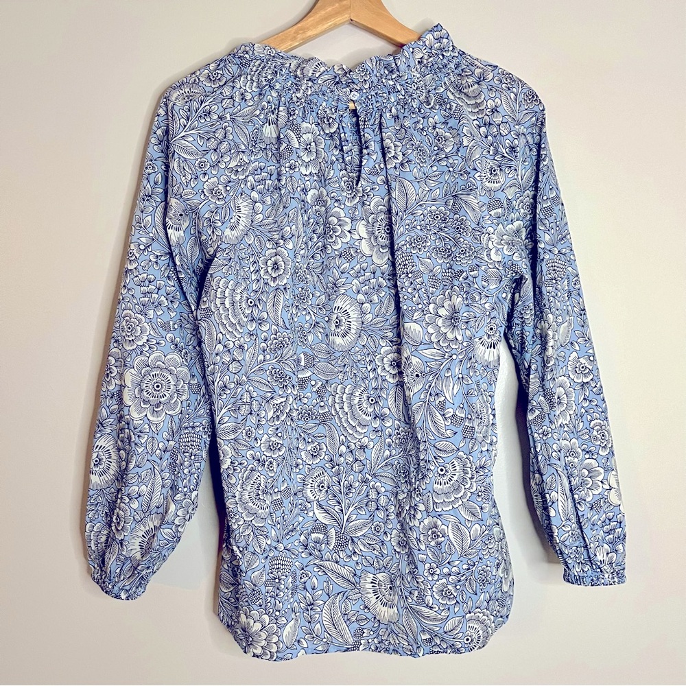 Talbots HERBACEOUS VINES SMOCKED TOP size medium. 26” long, 19” pit to‎ pit - Picture 9 of 11